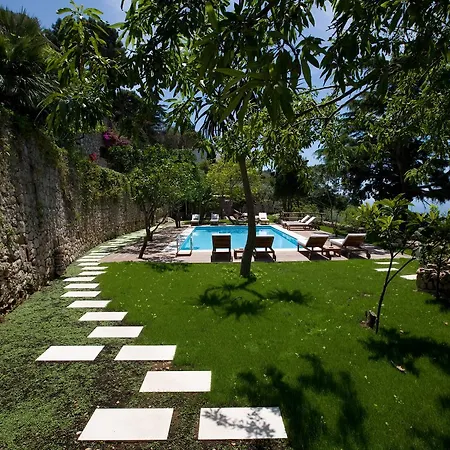 La Minerva Отель 5*